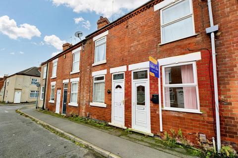 2 bedroom terraced house to rent, Mill Street, Ilkeston, Derbyshire, DE7 8GQ