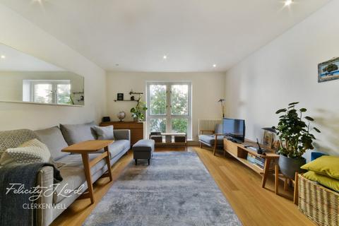 2 bedroom flat for sale, Seward Street, London, EC1