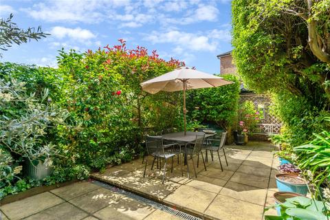 3 bedroom terraced house for sale, Paveley Drive, London, SW11