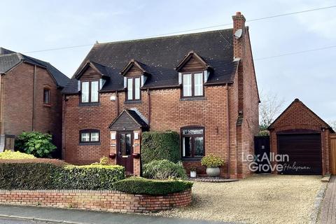 3 bedroom detached house for sale, Bromsgrove Road, Romsley