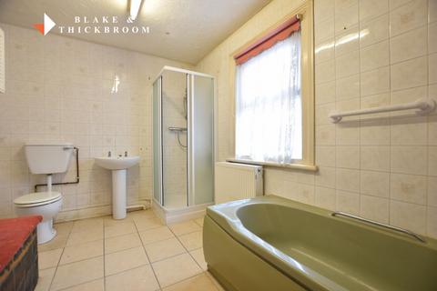 17 Crossfield Road, Clacton-on-sea, CO15 3QT
