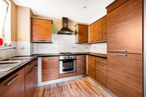 1 bedroom flat for sale, Tuns Lane, Slough SL1