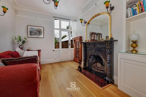 63 Greatheed Road, Leamington Spa, CV32 6ET