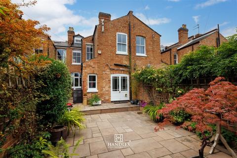 63 Greatheed Road, Leamington Spa, CV32 6ET
