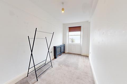 3 bedroom flat to rent, Chesham Road, Brighton, BN2