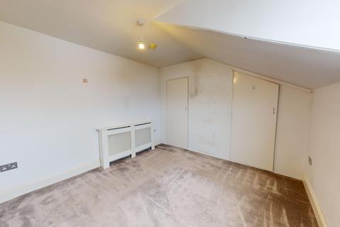 3 bedroom flat to rent, Chesham Road, Brighton, BN2