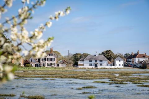 5 bedroom detached house for sale, Mill Lane, Sidlesham, Chichester, West Sussex, PO20.