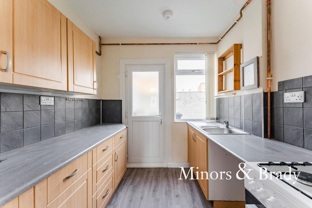 Belvidere Road, Great Yarmouth 3 bed end of terrace house for sale £