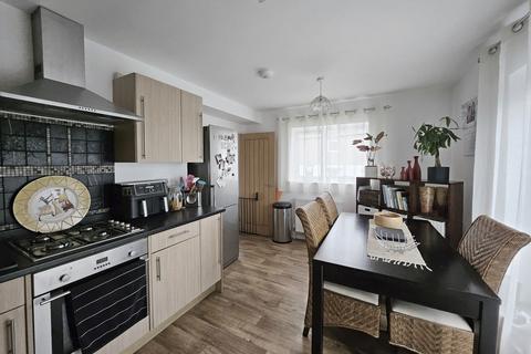 8a Green Close, Truro, TR1 2DD