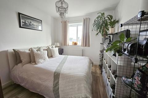 8a Green Close, Truro, TR1 2DD