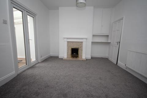 2 bedroom terraced house to rent, Darwen Rd, Bromley Cross, Bolton, Greater Manchester, BL7