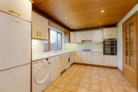 2 bedroom detached house to rent, Anthony Lane, Swanley BR8 7ND