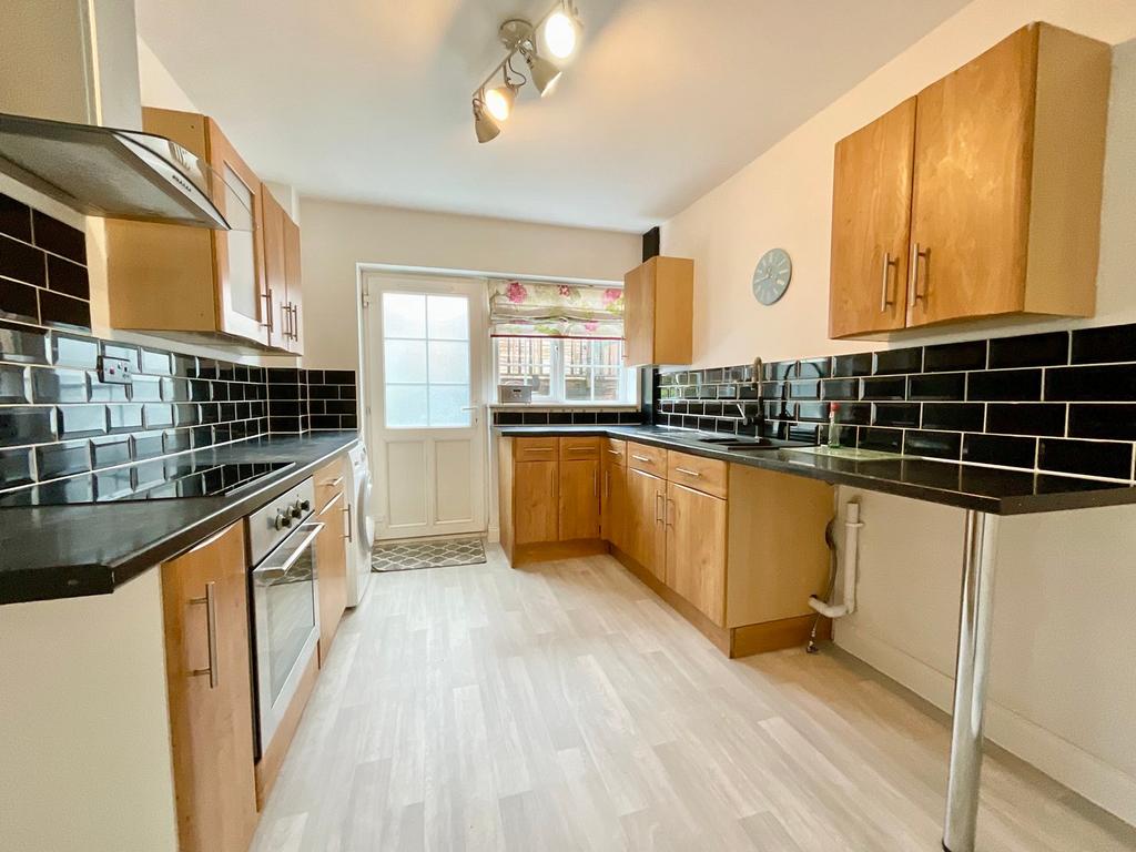 Chepstow Road, Newport NP19 3 bed terraced house for sale - £210,000