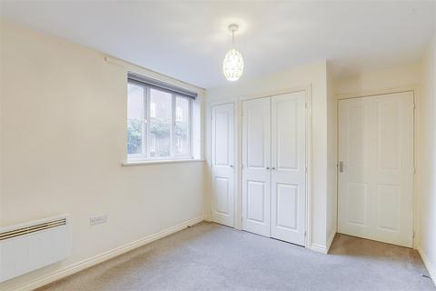 2 bedroom apartment for sale, Burberry Avenue, Hucknall NG15