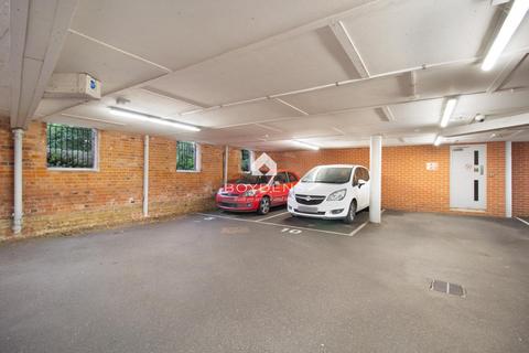 2 bedroom flat for sale, School Lane, Mistley CO11