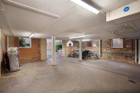 2 bedroom flat for sale, School Lane, Mistley CO11