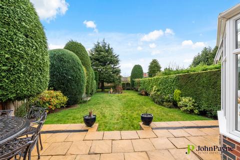 6 bedroom detached house for sale, The Chesils, Styvechale, Coventry, CV3