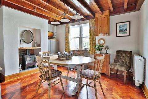 4 bedroom detached house for sale, Chapel Cottages, Burstwick, Hull, East Riding of Yorkshire, HU12 9EP