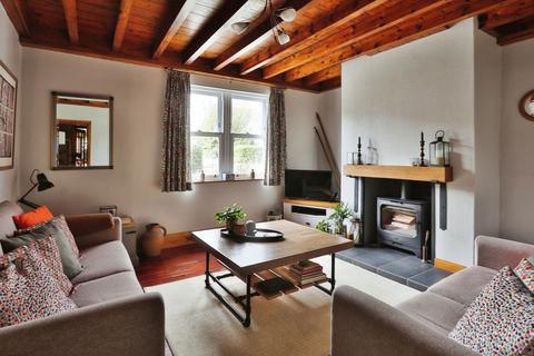 4 bedroom detached house for sale, Chapel Cottages, Burstwick, Hull, East Riding of Yorkshire, HU12 9EP