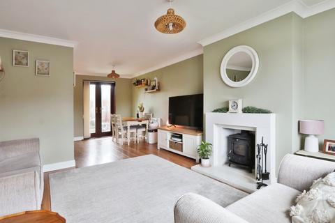 45 Acklam Road, Hedon, Hull, HU12 8NA
