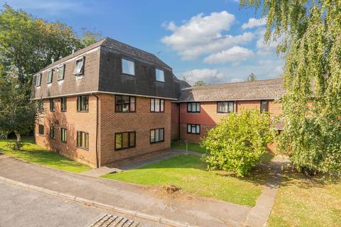 1 bedroom flat for sale, Badgers Cross, Milford GU8