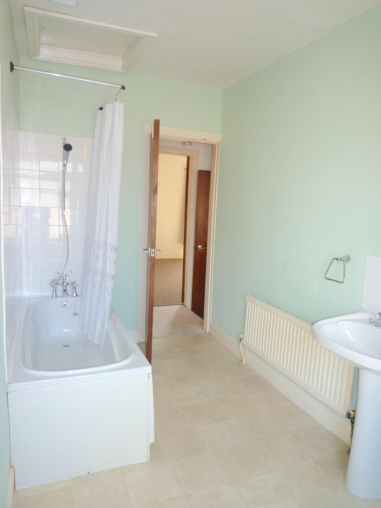 First Floor Bathroom