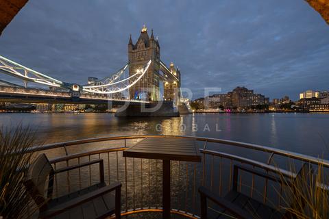 3 bedroom apartment for sale, Shad Thames, London, SE1