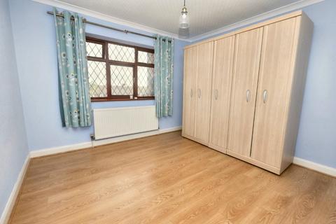 3 bedroom house for sale, Leeds Road, Wakefield, West Yorkshire