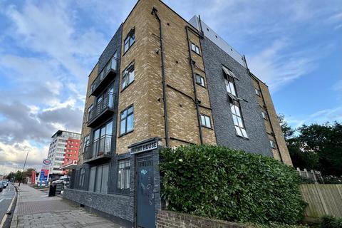 1 bedroom flat for sale, Romford Road, London E7