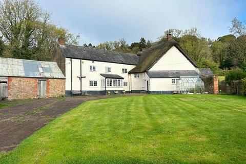 5 bedroom detached house to rent, Sidbury, Sidmouth