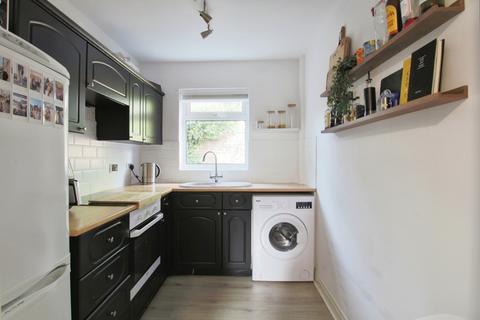 1 bedroom end of terrace house for sale, St. James Court, Church Street, Sutton-On-Hull, HU7 4TA