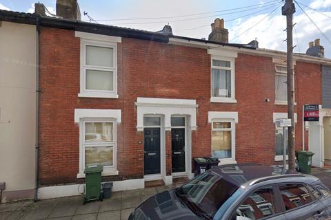 2 bedroom terraced house to rent, Lincoln Road, Portsmouth, PO1