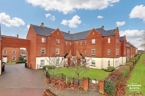 3 bedroom ground floor flat for sale, Deykin Road, Lichfield WS13