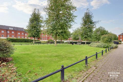 3 bedroom ground floor flat for sale, Deykin Road, Lichfield WS13