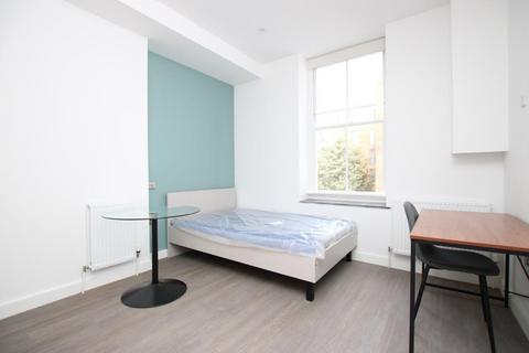 Studio to rent, 10 Cave Street, Bristol BS2