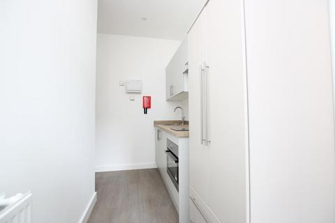 Studio to rent, 10 Cave Street, Bristol BS2