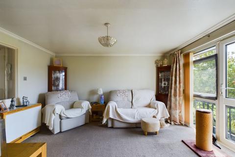 1 bedroom flat for sale, Holmbury Grove, Croydon