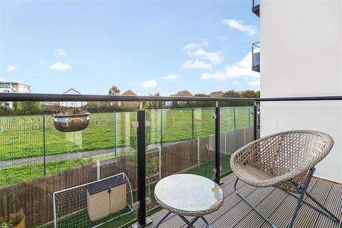 2 bedroom apartment for sale, Hawker Drive, Addlestone KT15