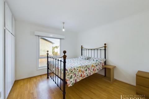 461 Abbey Road, Popley, Basingstoke, RG24 9EW