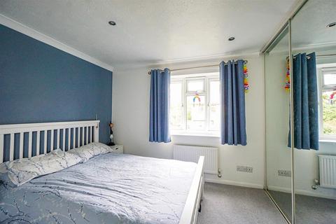 2 bedroom terraced house for sale, Wheatfield Court, Hare Way, St. Leonards-On-Sea