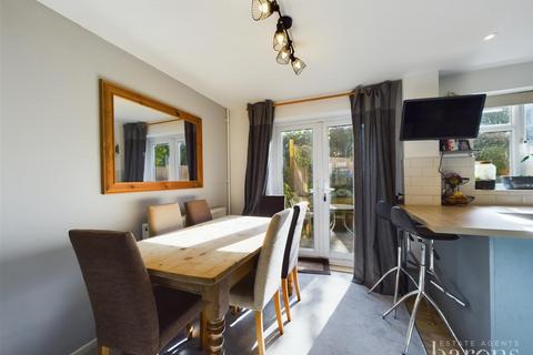 34 Mathias Walk, Basingstoke, RG22 4EQ