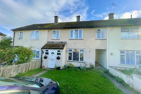 4 bedroom terraced house for sale, Bourne Road, Moredon, Swindon