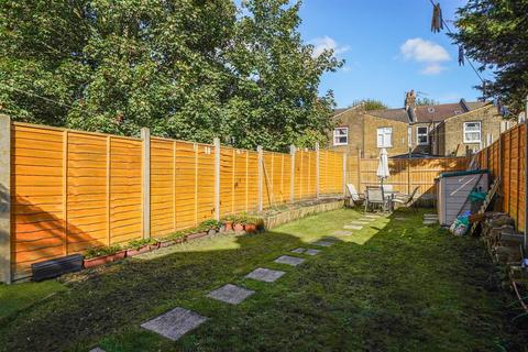 2 bedroom flat for sale, Oldfield Road, Willesen Junction, London