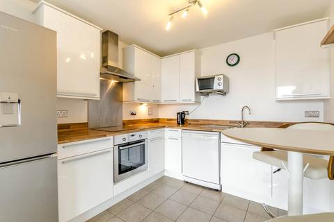 1 bedroom flat to rent, Ealing Road,, Brentford, TW8