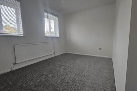 2 bedroom semi-detached house to rent, Lundholme, Milton Keynes MK13