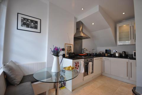 1 bedroom flat for sale, Coleherne Road, London, SW10