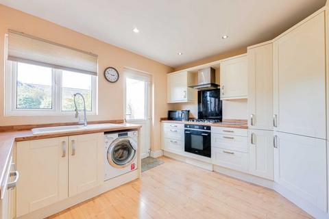 3 bedroom semi-detached house for sale, Eastwood Rise, Eastwood, SS9