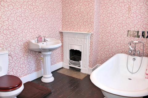 37 Clarendon Road, Borehamwood, WD6 1BE