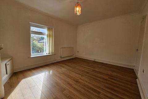 1 bedroom flat to rent, Flat 2, 33 Lacey Street, Widnes