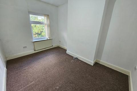 1 bedroom flat to rent, Flat 2, 33 Lacey Street, Widnes